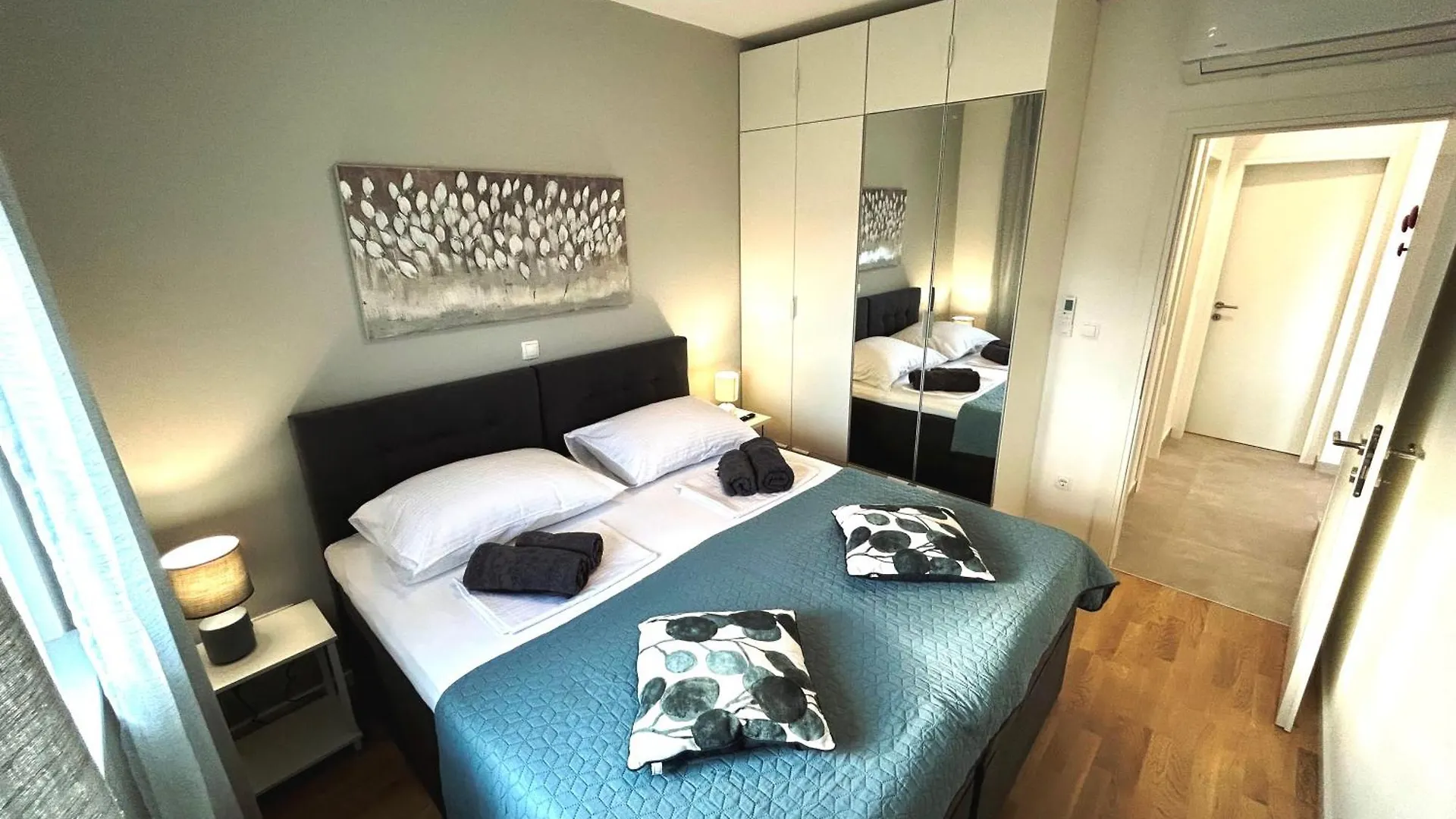 Apartments Town 2 特罗吉尔