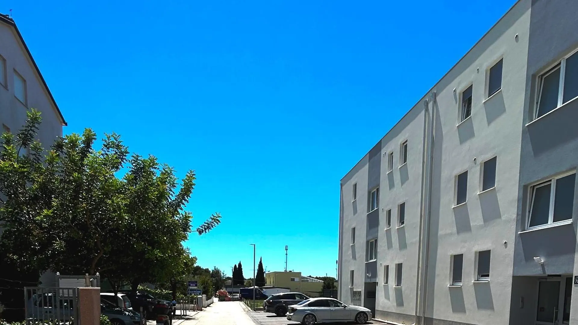 Apartments Town 2 特罗吉尔